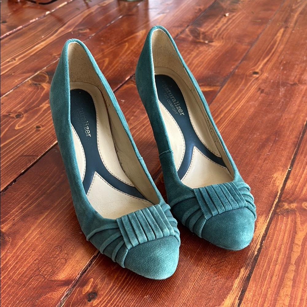 Naturalizer Teal Suede Pointed Toe Pumps